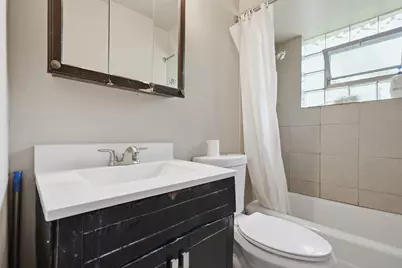 10500 Lyman Avenue, Chicago Ridge, IL 60415 - Photo 15
