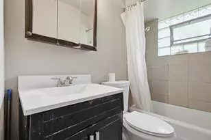 10500 Lyman Ave, Chicago Ridge, IL 60415 - Photo 15