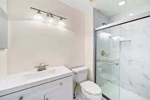 97 E Harbor Dr, Lake Zurich, IL 60047 - Photo 13