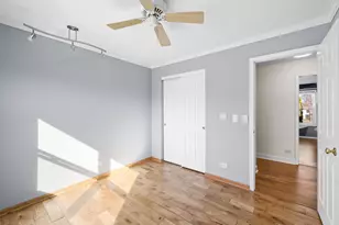 97 E Harbor Dr, Lake Zurich, IL 60047 - Photo 17