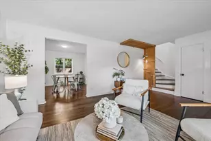 1923 Grant St, Evanston, IL 60201 - Photo 3