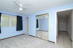 930 Sharon Ln, Schaumburg, IL 60193 - Photo 19
