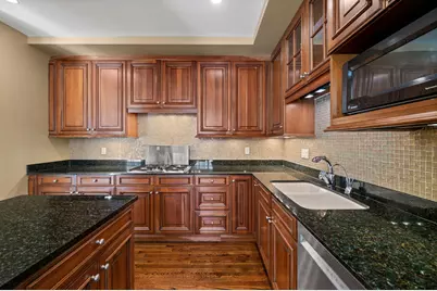 840 N Lake Shore Drive #603, Chicago, IL 60611 - Photo 13