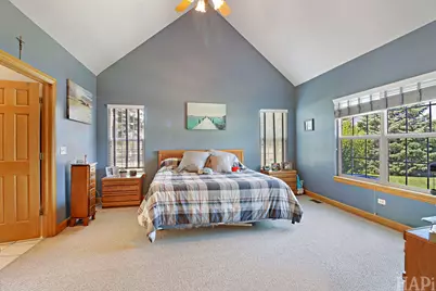 5515 Amber Way, McHenry, IL 60051 - Photo 15