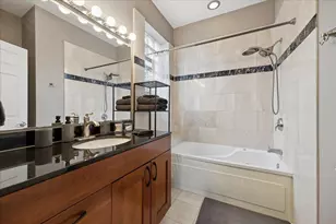 2724 W Cortez St, Chicago, IL 60622 - Photo 11