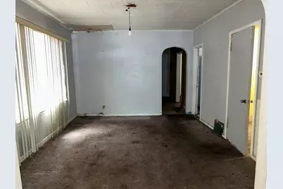 11568 S Lafayette Avenue, Chicago, IL 60628 - Photo 7