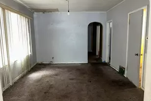 11568 S Lafayette Ave, Chicago, IL 60628 - Photo 7