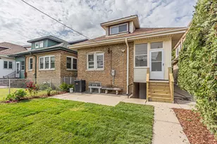 2539 W Morse Ave, Chicago, IL 60645 - Photo 47