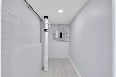 2539 W Morse Avenue, Chicago, IL 60645 - Photo 33