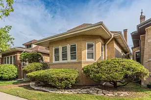 2539 W Morse Ave, Chicago, IL 60645 - Photo 37