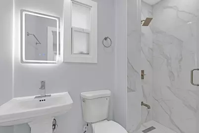 2539 W Morse Avenue, Chicago, IL 60645 - Photo 21