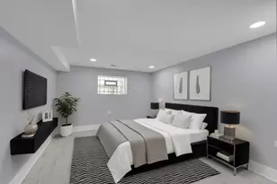 2539 W Morse Ave, Chicago, IL 60645 - Photo 11