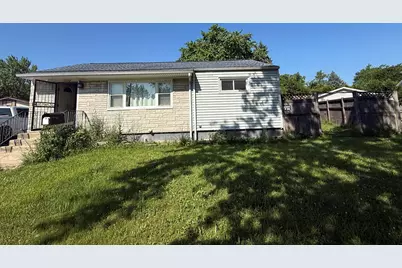 2228 Shawnee Road, Waukegan, IL 60087 - Photo 1