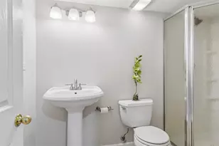 20 Prairie Pointe Ln, Streamwood, IL 60107 - Photo 23