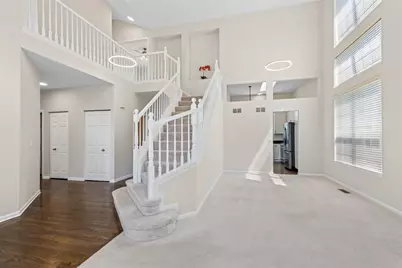 20 Prairie Pointe Lane, Streamwood, IL 60107 - Photo 3