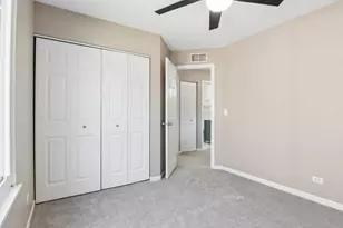 1322 Pennsbury Ln, Aurora, IL 60502 - Photo 35