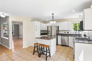 1322 Pennsbury Ln, Aurora, IL 60502 - Photo 17