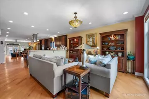 4906 N Kruger Ave, Chicago, IL 60630 - Photo 3