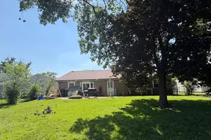 8079 Catawba Ln, Hanover Park, IL 60133 - Photo 19
