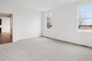 5739 Hunter Dr, Racine, WI 53406 - Photo 15