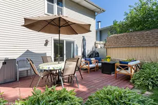 1717 Glen Lake Rd, Hoffman Estates, IL 60169 - Photo 15