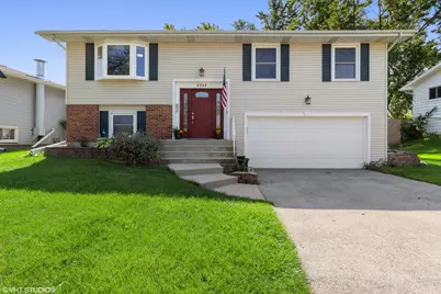 1717 Glen Lake Road, Hoffman Estates, IL 60169 - Photo 1