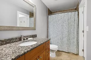1717 Glen Lake Rd, Hoffman Estates, IL 60169 - Photo 7