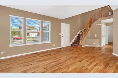 2509 Rosehall Lane, Aurora, IL 60503 - Photo 7