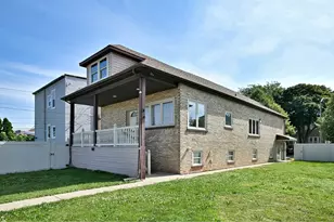 1012 N 24th Ave, Melrose Park, IL 60160 - Photo 3