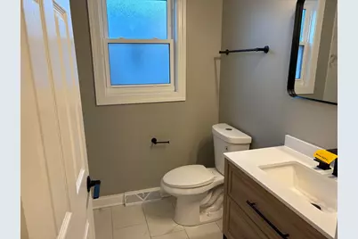 2909 W Howard Street, Chicago, IL 60645 - Photo 9