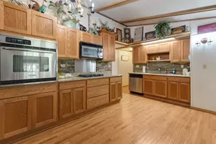 22201 Carmack Rd, Marengo, IL 60152 - Photo 9