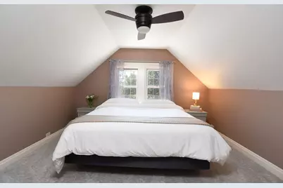 7257 W Fitch Avenue, Chicago, IL 60631 - Photo 19