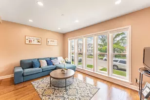 3747 N Oleander Ave, Chicago, IL 60634 - Photo 3