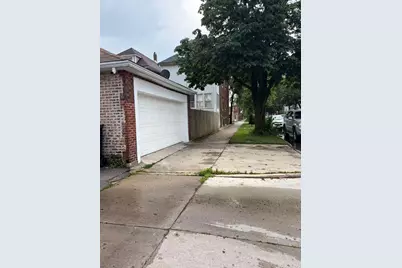 4501 S Francisco Avenue, Chicago, IL 60632 - Photo 3