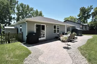 328 Panama Ave, Hampshire, IL 60140 - Photo 17