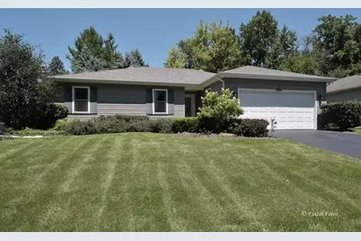 328 Panama Avenue, Hampshire, IL 60140 - Photo 1