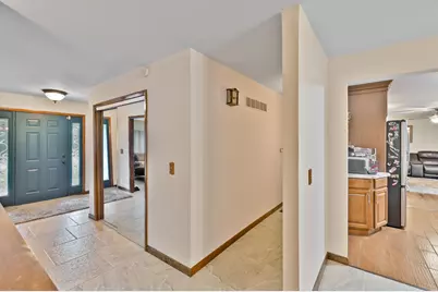 606 Mary Lane, Saint Anne, IL 60964 - Photo 15