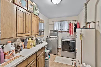 606 Mary Lane, Saint Anne, IL 60964 - Photo 19