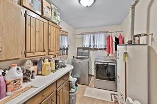 606 Mary Ln, Saint Anne, IL 60964 - Photo 19
