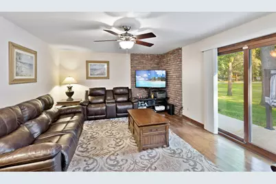 606 Mary Lane, Saint Anne, IL 60964 - Photo 13