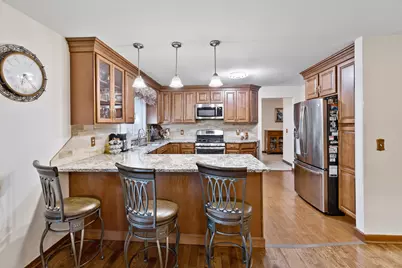 606 Mary Lane, Saint Anne, IL 60964 - Photo 7