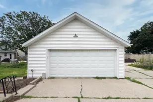 321 N London Ave, Rockford, IL 61107 - Photo 25