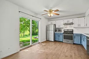 2734 Preston Ct, Aurora, IL 60502 - Photo 5