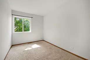 2734 Preston Ct, Aurora, IL 60502 - Photo 11