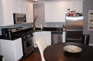 2124 N Hudson Ave, Chicago, IL 60614 - Photo 3