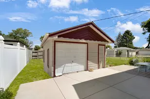 7306 W 115th St, Worth, IL 60482 - Photo 23