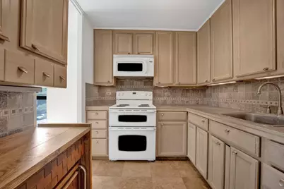 1850 N Clark Street #307, Chicago, IL 60614 - Photo 7