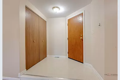 1209 Bradwell Lane #E, Mundelein, IL 60060 - Photo 5
