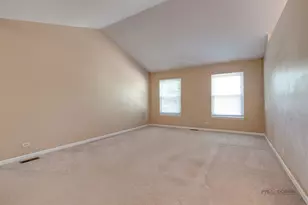 1209 Bradwell Ln, Mundelein, IL 60060 - Photo 7