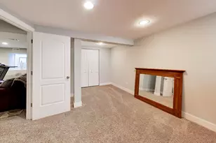 1067 Carpenter Ct, Elk Grove Village, IL 60007 - Photo 37